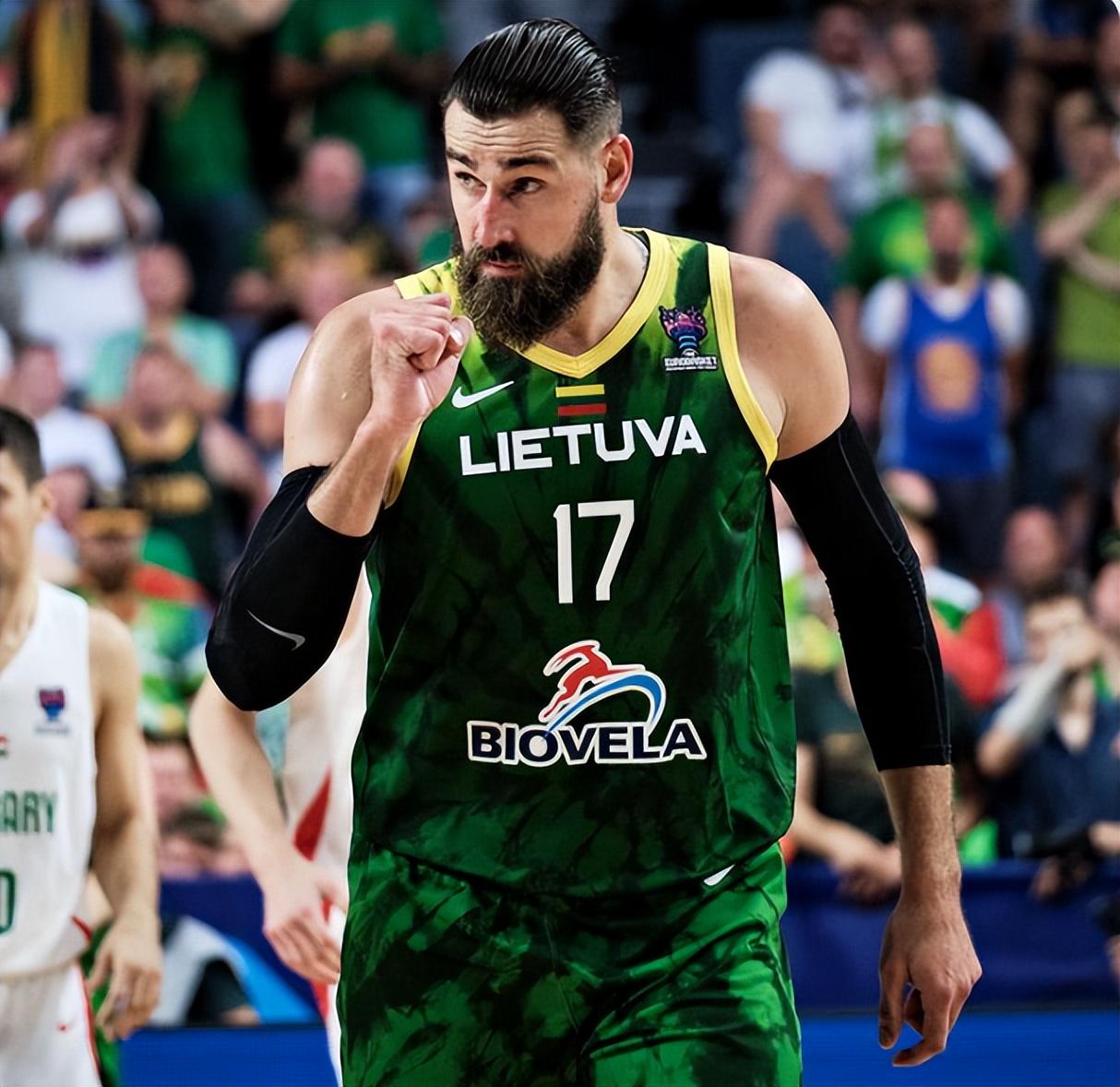 从身形上看, jpg, 是申京打瓦