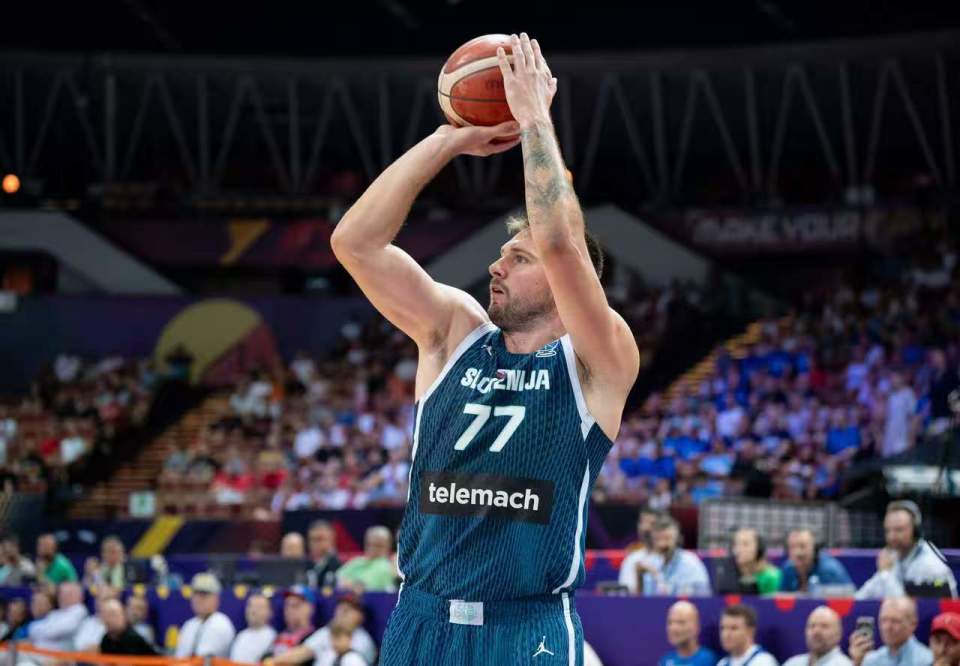 但和队友没 但和队友没