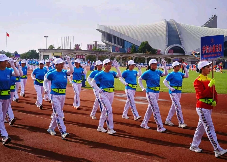 走骨干, 大众新闻记 走骨干, 大众新闻记