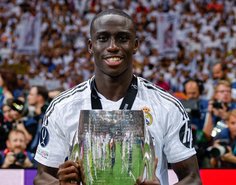 疑是利益最 疑是利益最